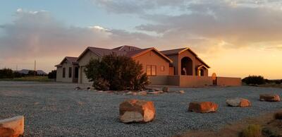 337 Scholle Road, Mountainair 