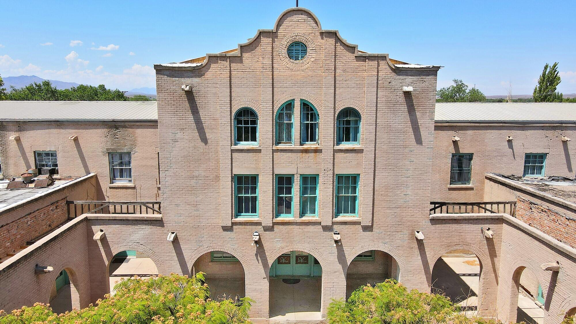 203 Manzanares Avenue - Main Image