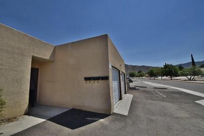 12229 Menaul Boulevard NE, Albuquerque