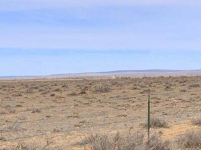 E Howell (Tr A-2) Road, Estancia 