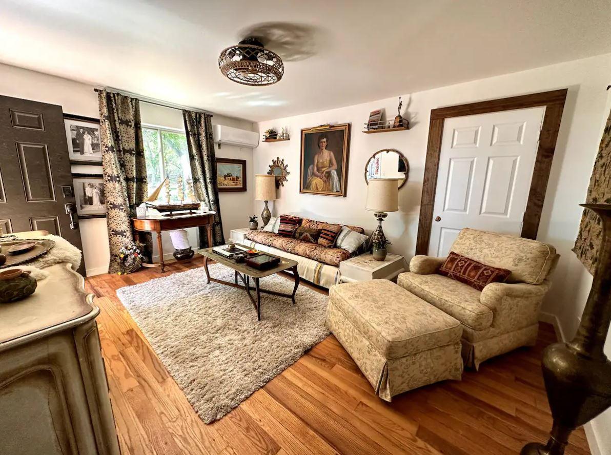 4229 Corrales Road #1 - Main Image