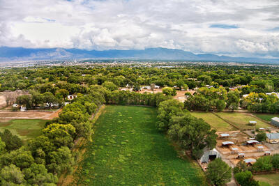 7028 Rio Grande Boulevard NW, Los Ranchos 