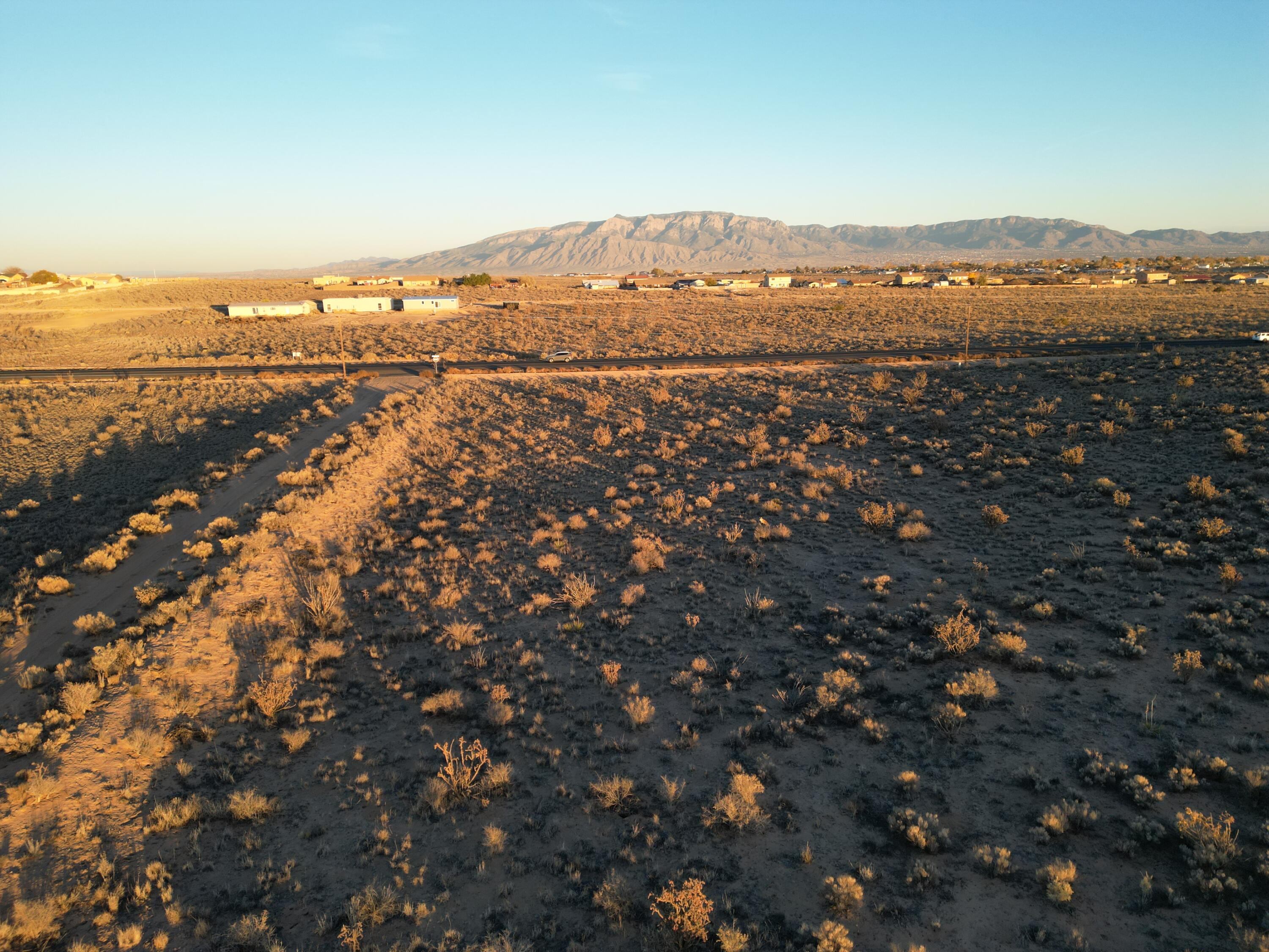 304 Sandia Boulevard SW - Main Image