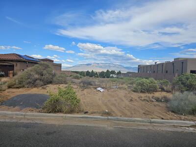 2318 15th Street SE, Rio Rancho 