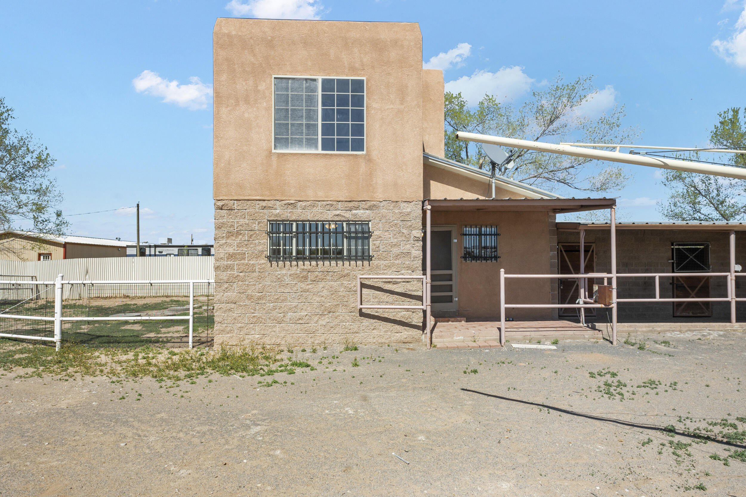 8 Tiara Lane - Main Image