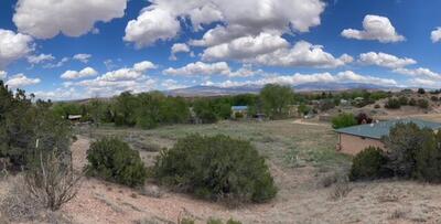 33 Wymas Drive, Santa Fe 