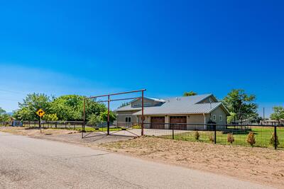 6 Wood Drive, Belen 