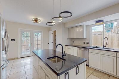 5417 Colleens Way NE, Albuquerque
