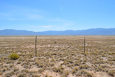 Lt 184-185 Rancho Rio Grande 16e, Los Lunas 