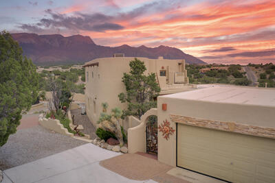 43 Tierra Madre Road, Placitas 
