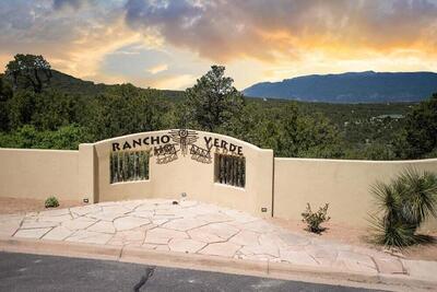 18 Los Pecos Lp, Tijeras 
