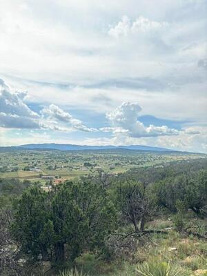 40 Snowflake Trail, Edgewood 