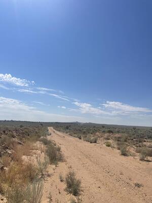 ---- 8TH Street SW, Rio Rancho 