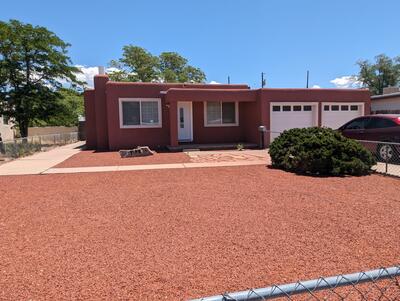 716 GEORGIA Street SE, Albuquerque