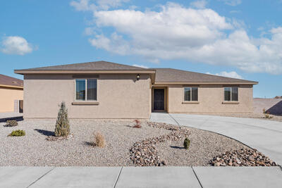 2520 Desi Loop, Belen 