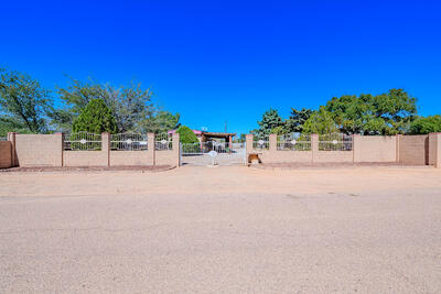 9 MANZANO Lane, Los Lunas