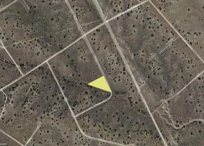 Dolphin (U24 B45 L7) Road NW, Rio Rancho 