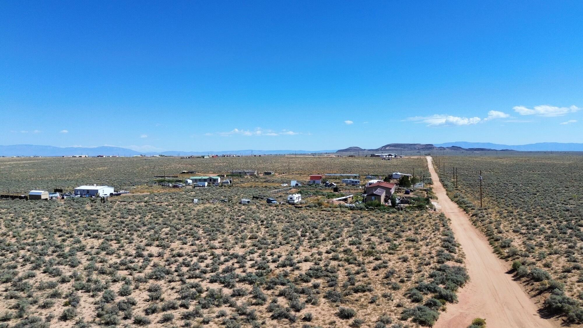 LOT 63 - Main Image