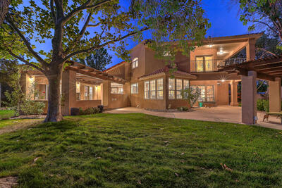 10100 MASTERS Drive NE, Albuquerque