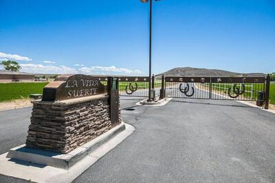 4 Jackpot Court, Los Lunas 