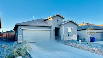 355 ADELINE Avenue, Los Lunas 