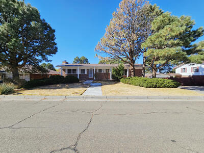 4713 HUNTINGTON Drive NE, Albuquerque