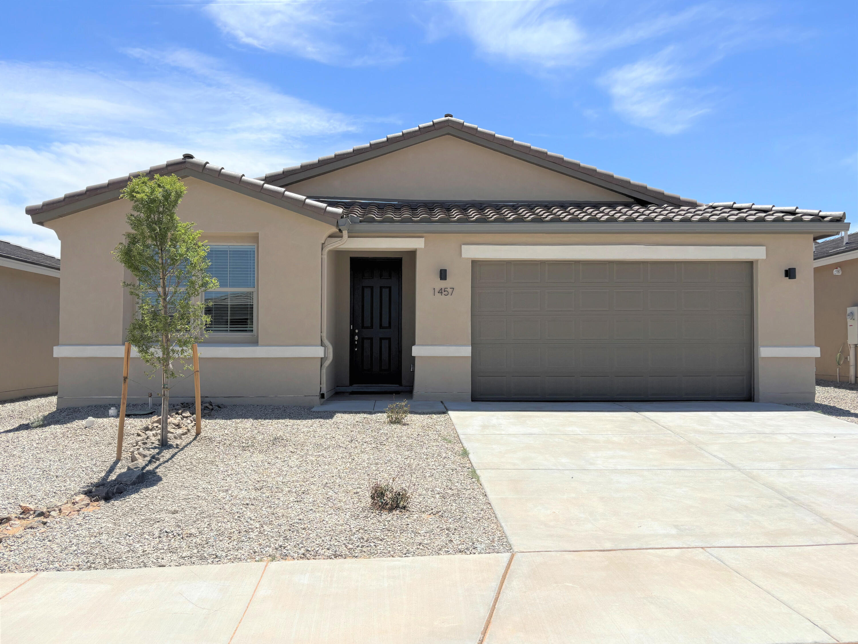 1457 Valle De Colores Road NW - Main Image