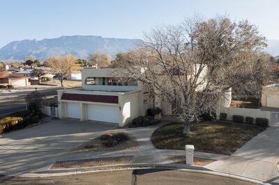 9420 LAYTON Court NE, Albuquerque