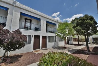 600 Morris Street NE Apt 21, Albuquerque