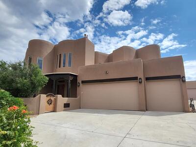 7215 DESERT SUN Road NE, Albuquerque