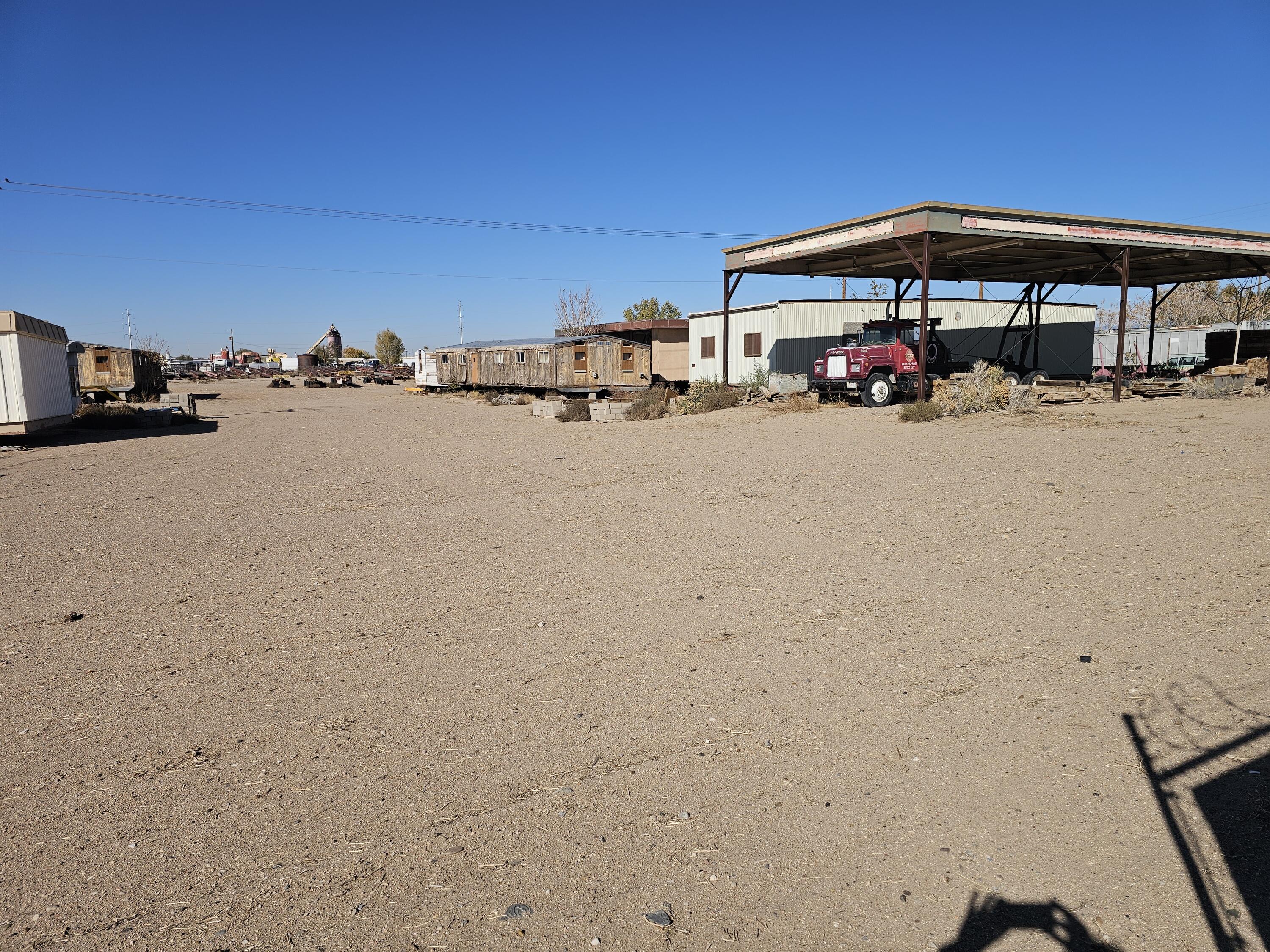 5707 INDUSTRY Way SE - Main Image