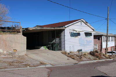407 E Maloney Avenue, Gallup 