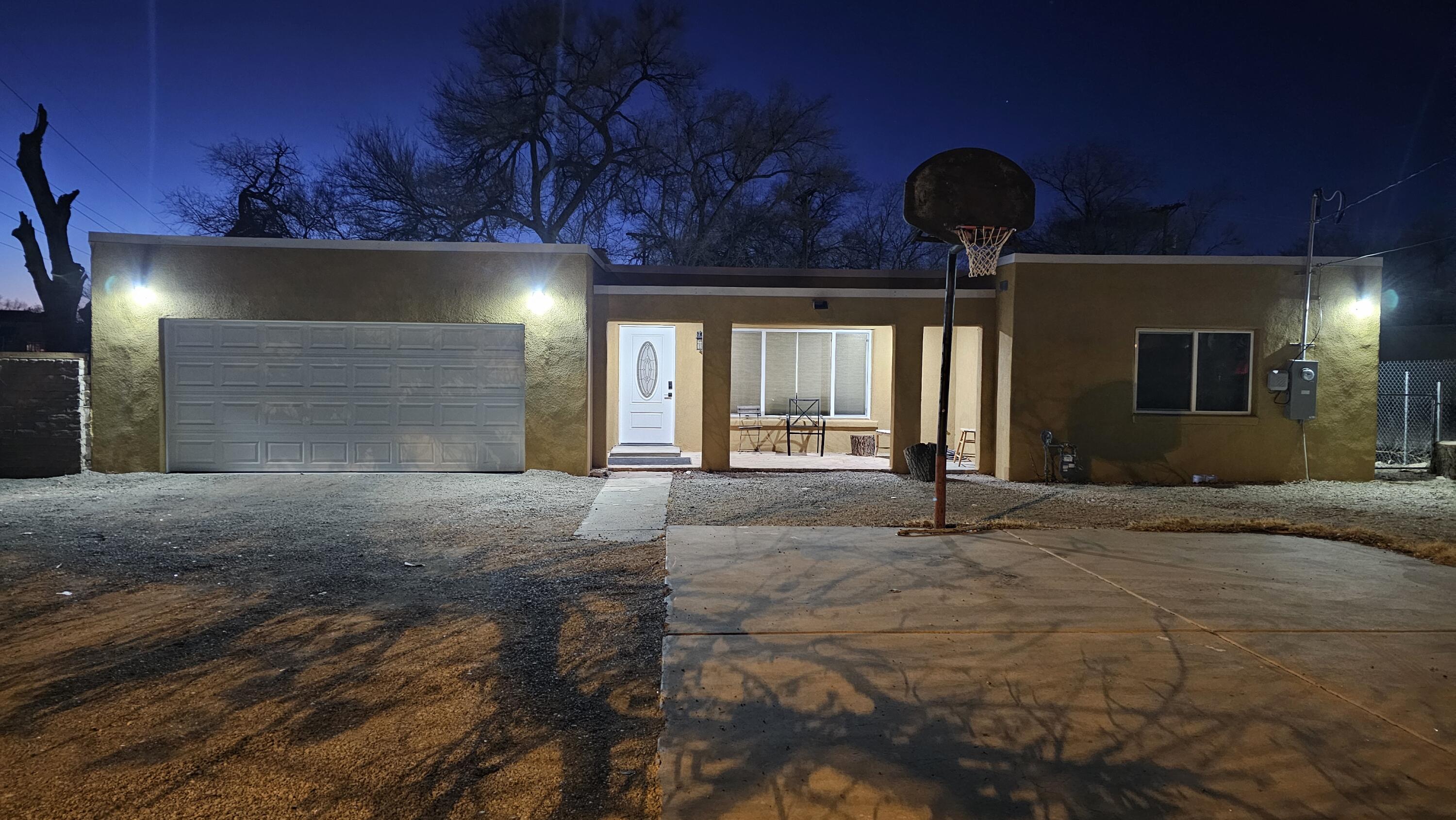 4025 ISLETA Boulevard SW - Main Image