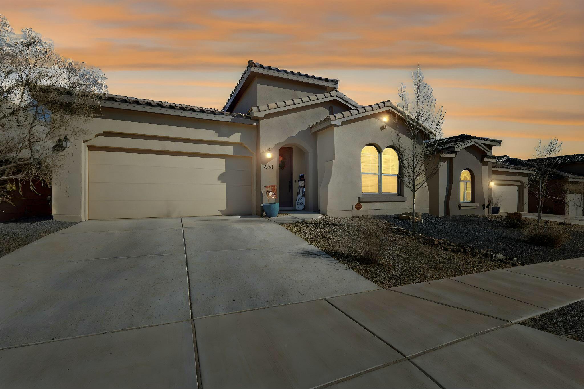 4341 MOUNTAIN TRAIL Loop NE - Main Image