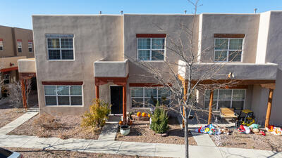 4654 CAMINO CUERVO, Santa Fe
