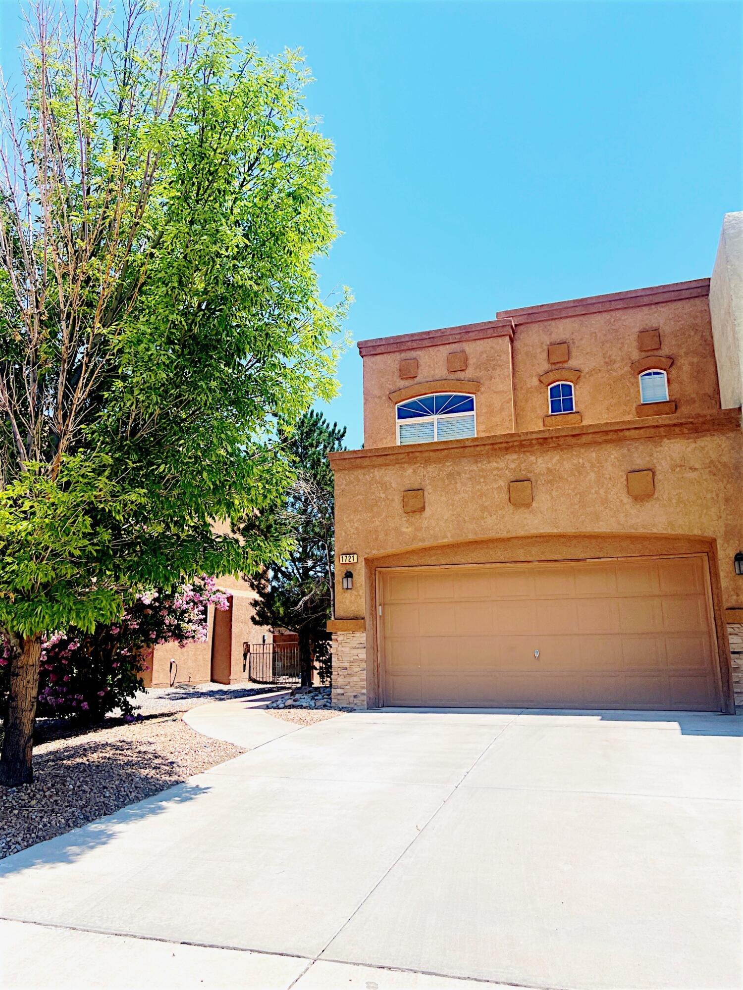 1721 CORTINA Loop SE - Main Image
