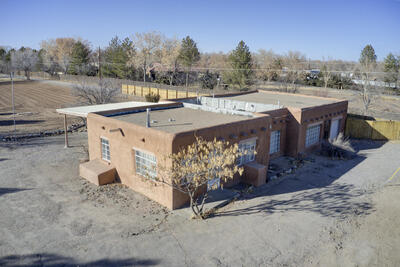 9013 GUADALUPE Trail NW, Albuquerque