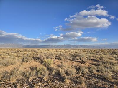 Lot 26, Los Lunas 
