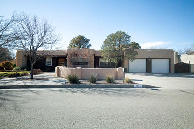 5501 LUNA DEL ORO Court NE, Albuquerque