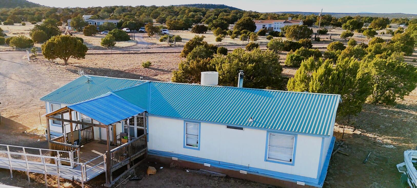 15 PHILLIPS Road - Main Image