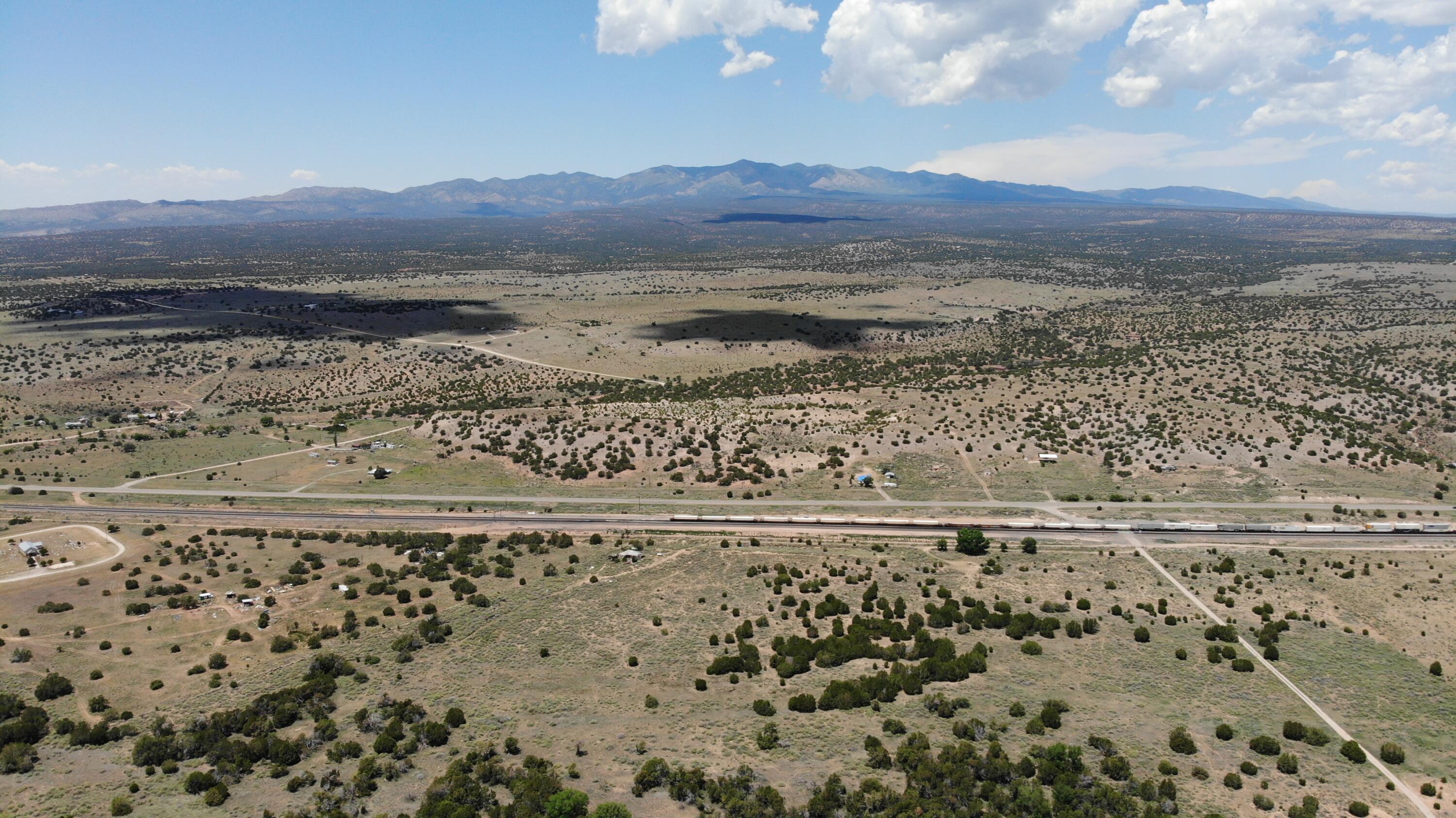 MOUTAINAIR - Main Image