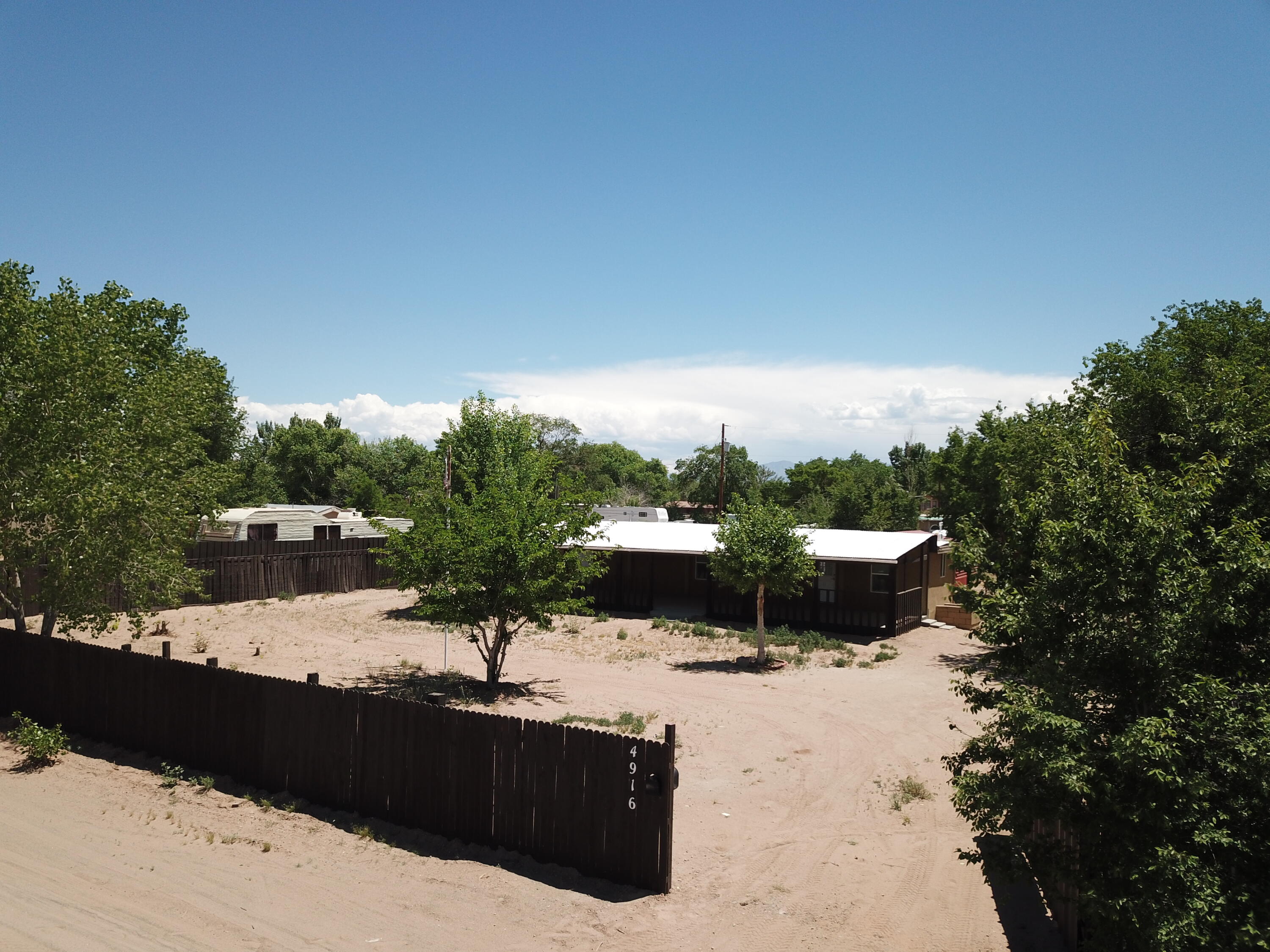 4916 Moore Circle - Main Image