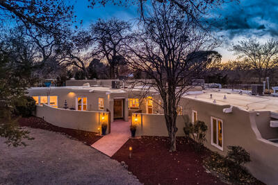 4120 DIETZ FARM Circle NW, Los Ranchos