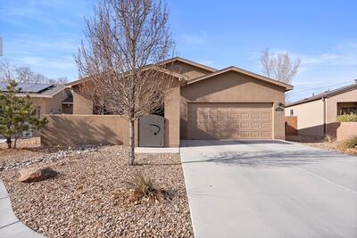 1735 GARDEN Way SW, Albuquerque