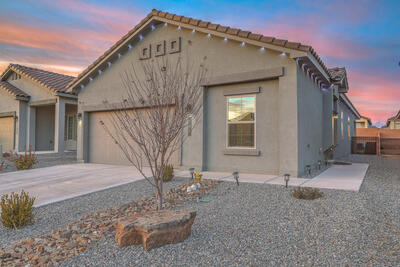 583 Turmalina Dr SE, Rio Rancho