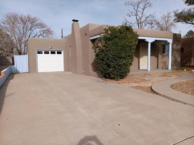 2719 Santa Cruz Avenue SE, Albuquerque