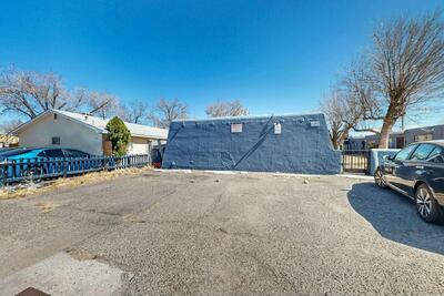 320 Rhode Island Street NE, Albuquerque