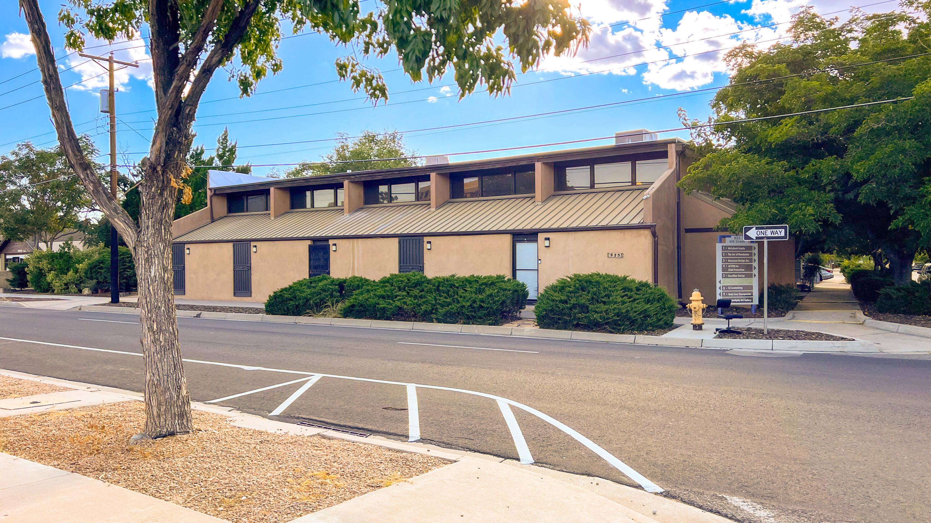 925 6th Street NW 8 - Main Image