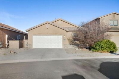 932 KIPUKA Drive NW, Albuquerque 