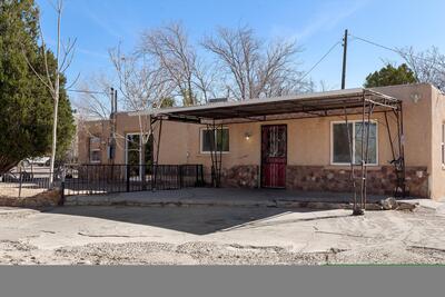 214 Garcia Road NE, Albuquerque